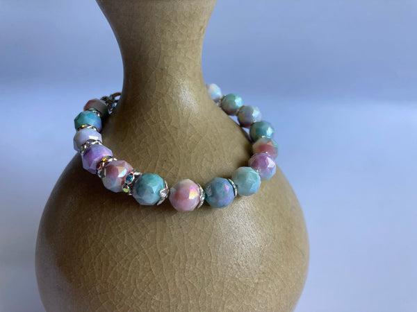 Unicorn Glass Bead Bracelet with Heart Clasp